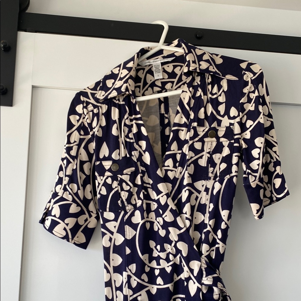 Diane von Furstenberg Navy and Cream Silk Dress